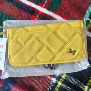 NWT Lug  Matte Luxe Tango wallet